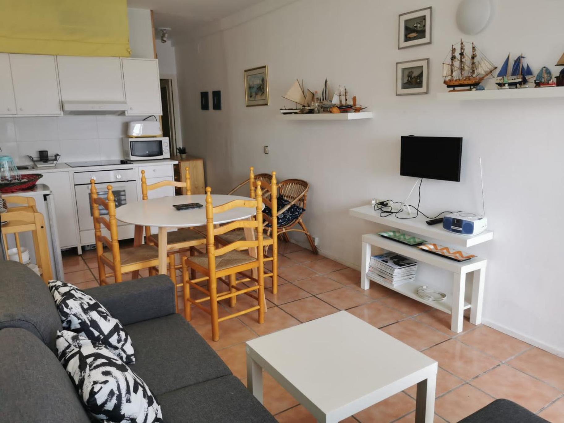 En Zona Privilegiada Con Encanto * Rosas